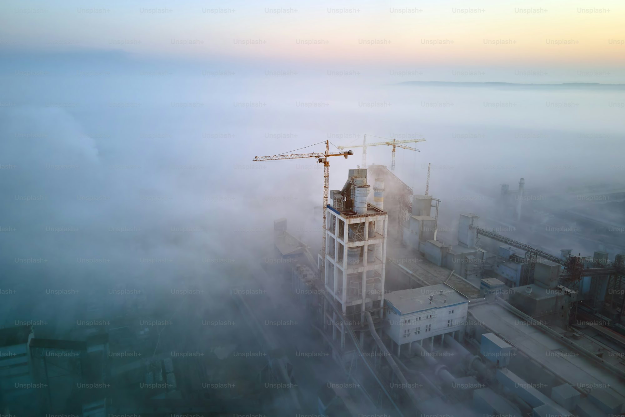 公路工程建设过程中哪些物资管理办法能有效降低成本，保障利润空间(图1)