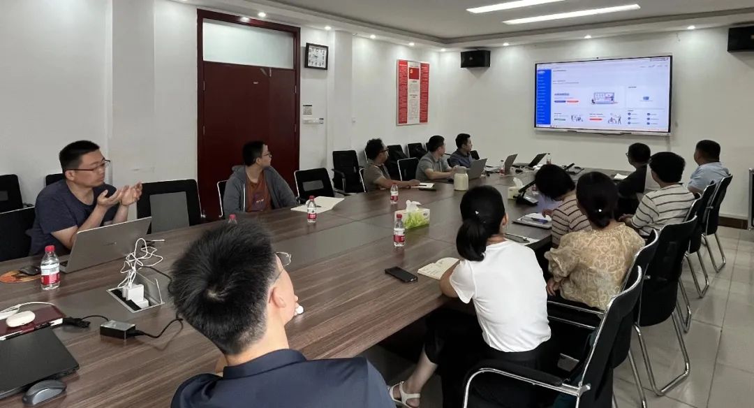 中建君联成功签约平高集团有限公司,打造集团级电力及新能源工程项目信息化管理平台!(图4) 中建君联成功签约平高集团有限公司,打造集团级电力及新能源工程项目信息化管理平台!(图4)